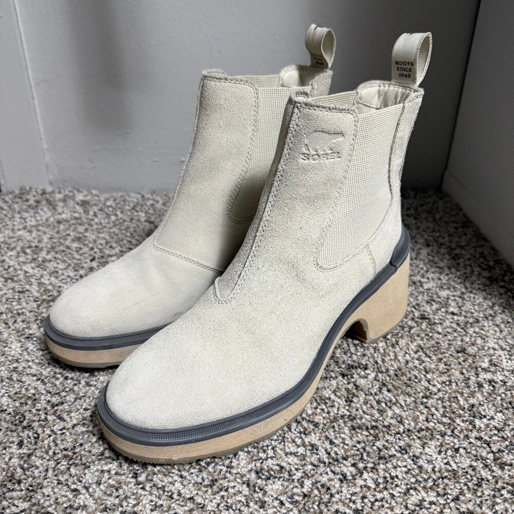 Sorel Hi-Line Heel Chelsea Boot Chalk, Ceramic Women 8.5
